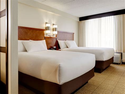 hyatt place beds